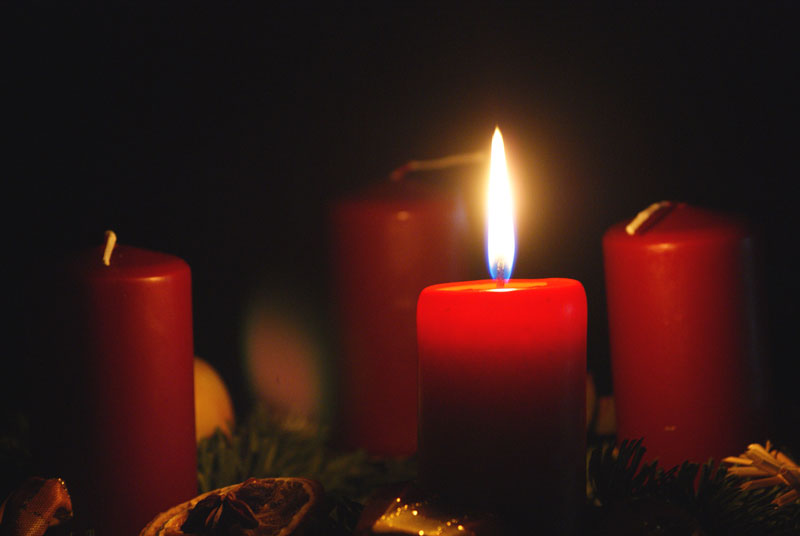 first sunday of advent candle